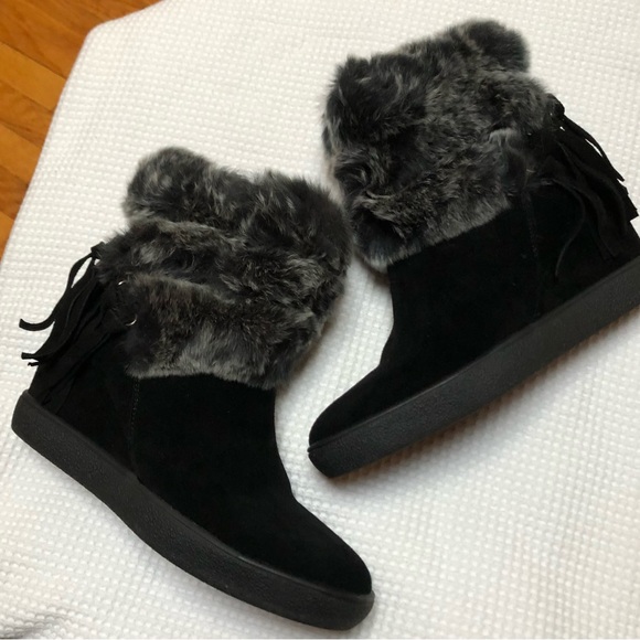 BNIB Black Suede Waterproof/Stain Resistant Booties - Picture 1 of 15